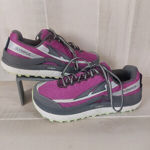 Altra Olympus 2.0 Women's Size 8 Trail Running Shoes Purple Foot Shape